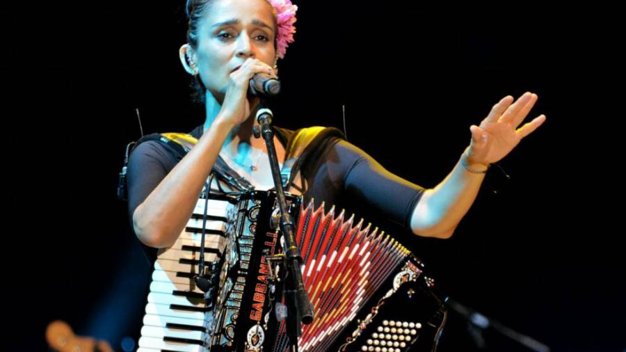 Julieta Venegas anuncia fechas de “México Íntimo Tour”