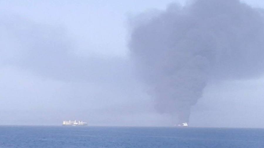Califican de atentado el ataque al buque petrolero iraní