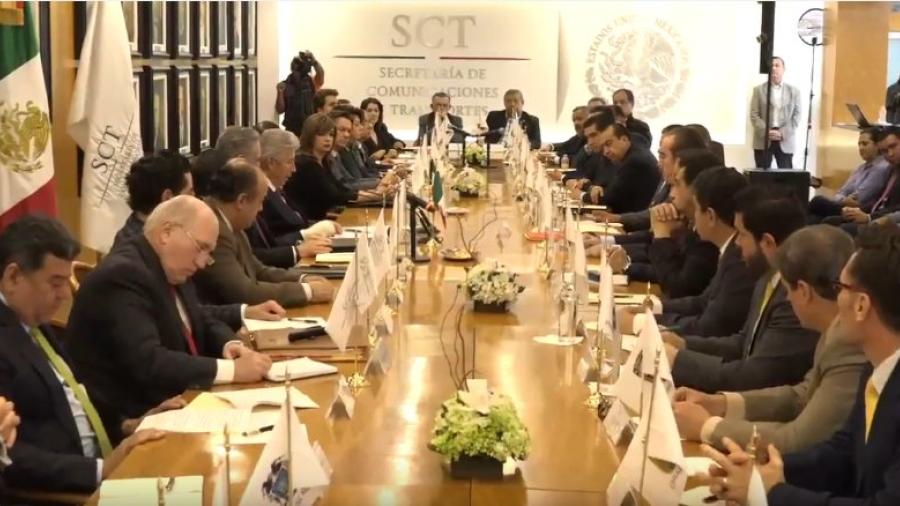 SCT reconoce omisiones en Paso Exprés