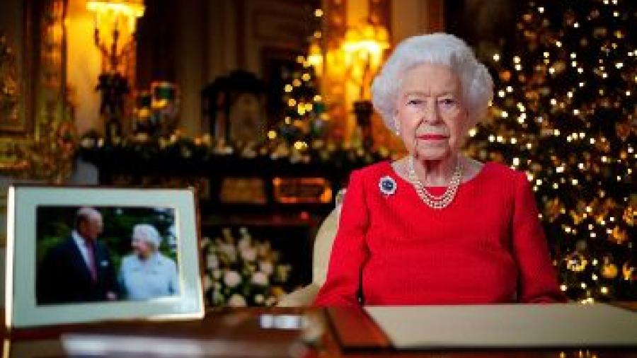 "Lo echa mucho de menos", la confesión de Isabel II sobre su marido en Navidad