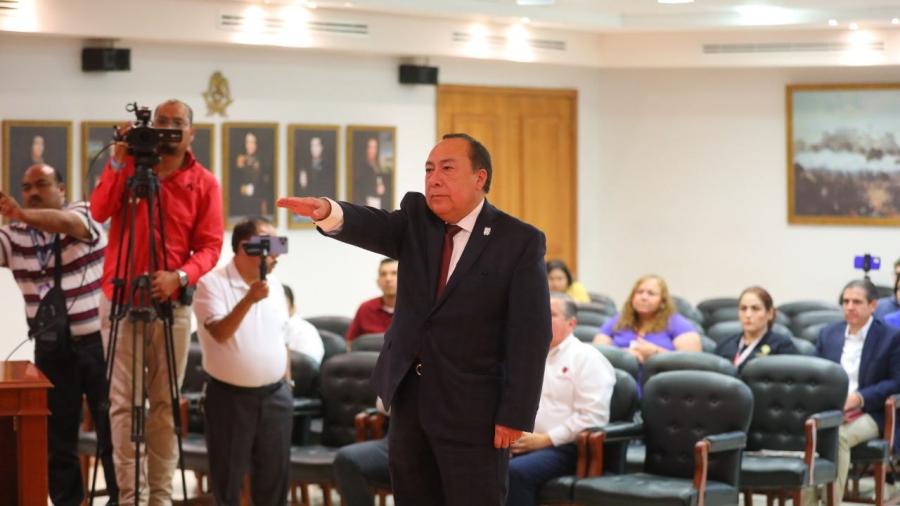 Toma protesta Rolando Guevara como nuevo Secretario del Ayuntamiento 