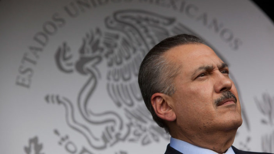 Tramita Beltrones amparo para no ser detenido