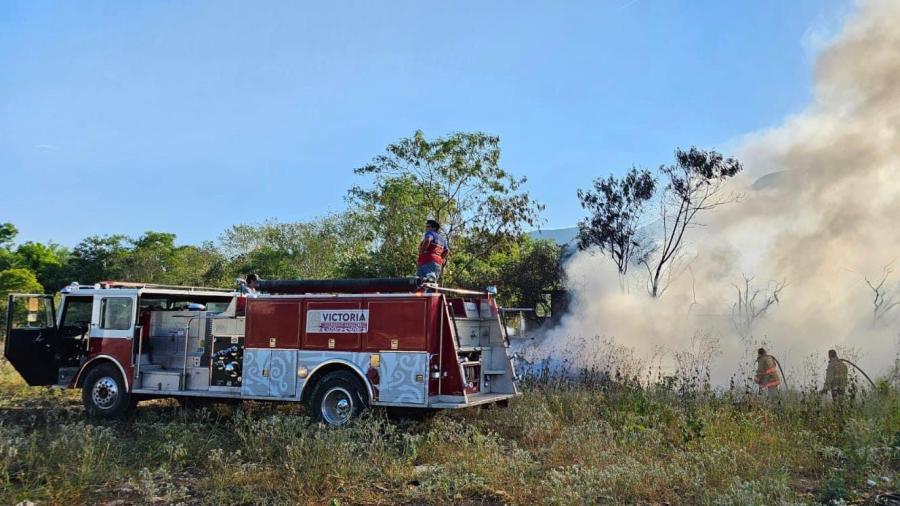 Vientos complican atención de incendios 