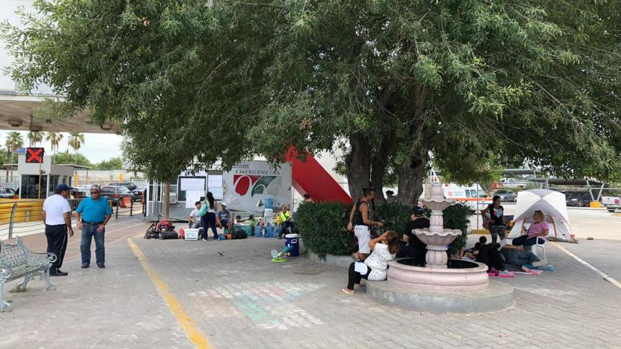 Cruzan 17 migrantes el río Bravo y son capturados por agentes de migración 
