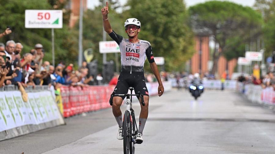 Isaac del Toro brilla en Italia y conquista la Copa Sabatini