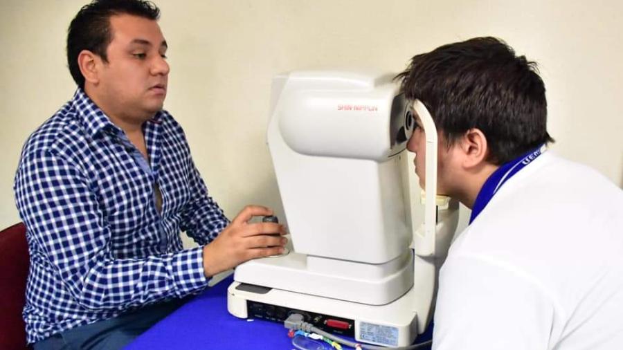 Lleva DIF Reynosa campaña de optometría al Cetis 71