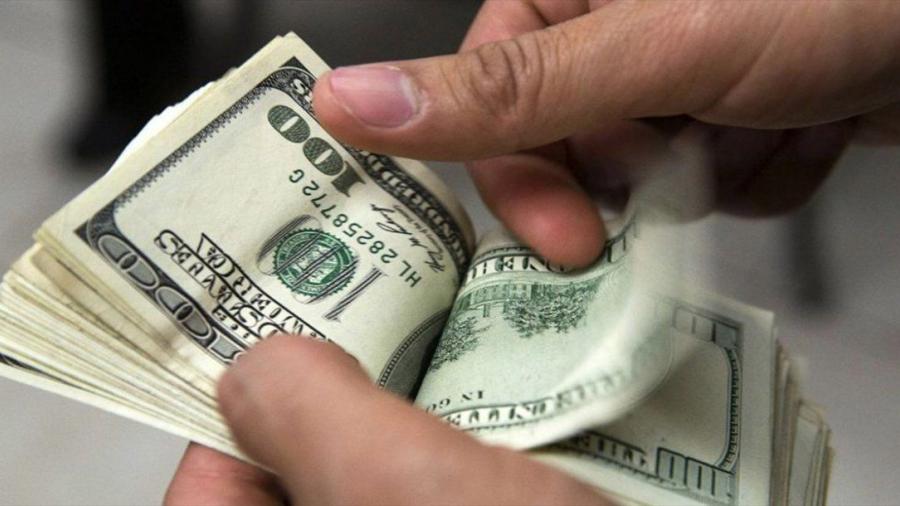 D&oacute;lar cotiza en 18.90 pesos a la venta 