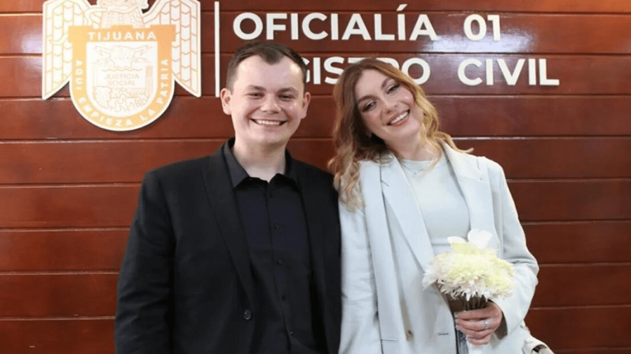 Pareja ruso-ucraniana escapa de la guerra y se casa en México 