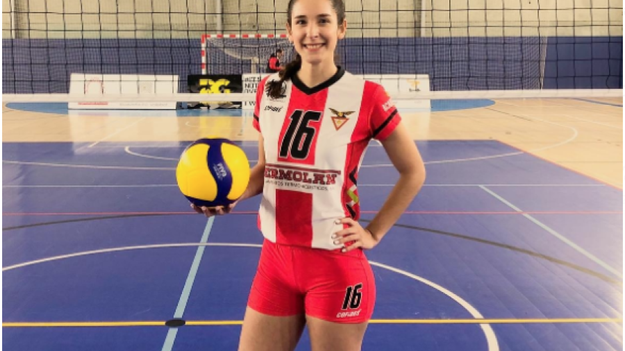 Victorense firma con equipo profesional de voleibol en Portugal