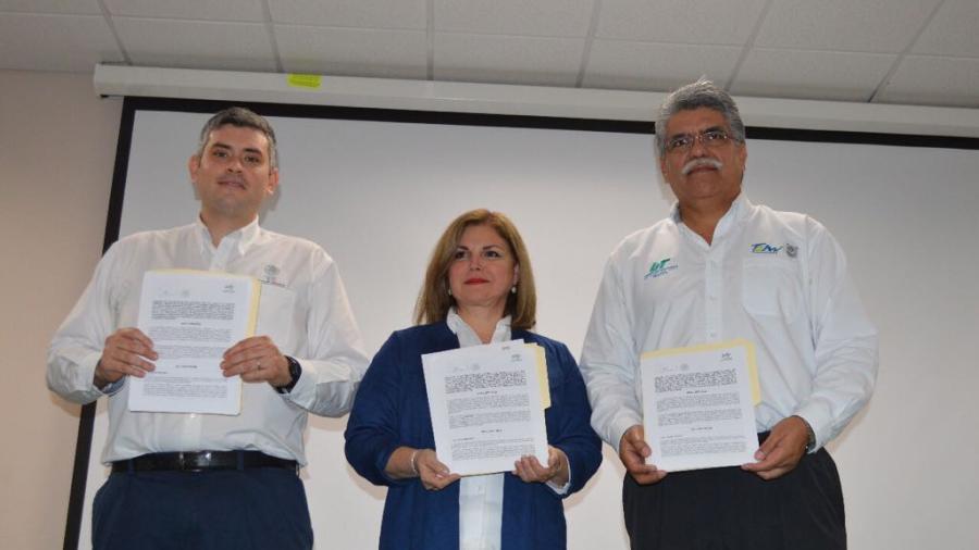 Firman convenio de colaboración UTTN y SE