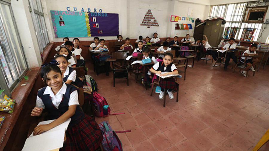 Escuelas de Tampico suspenden actividades por ola de calor