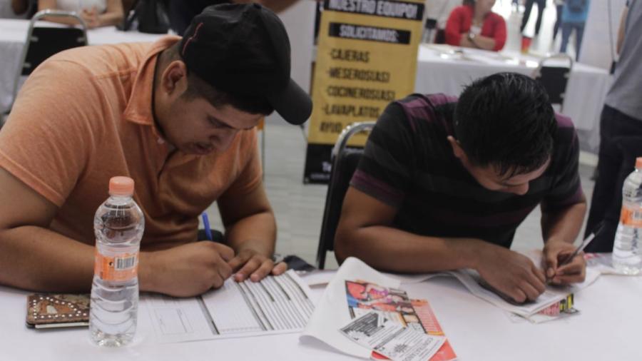 Realizan 5ª feria nacional de empleo Tampico 2017