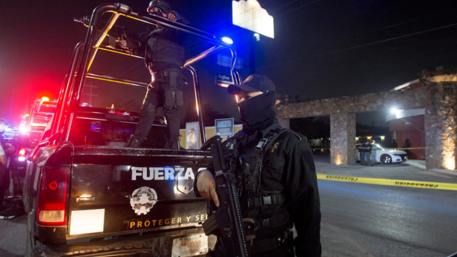 Pide AMLO esclarecer caso de Debanhi Escobar 