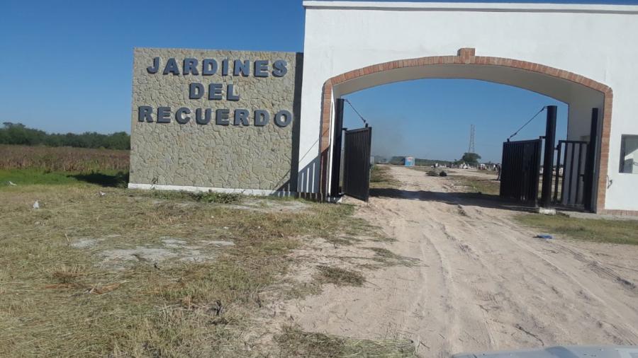 Panteones municipales limpios para visitantes