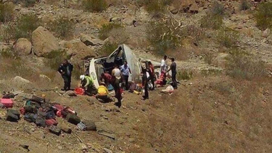 Se accidenta autobús de normalistas