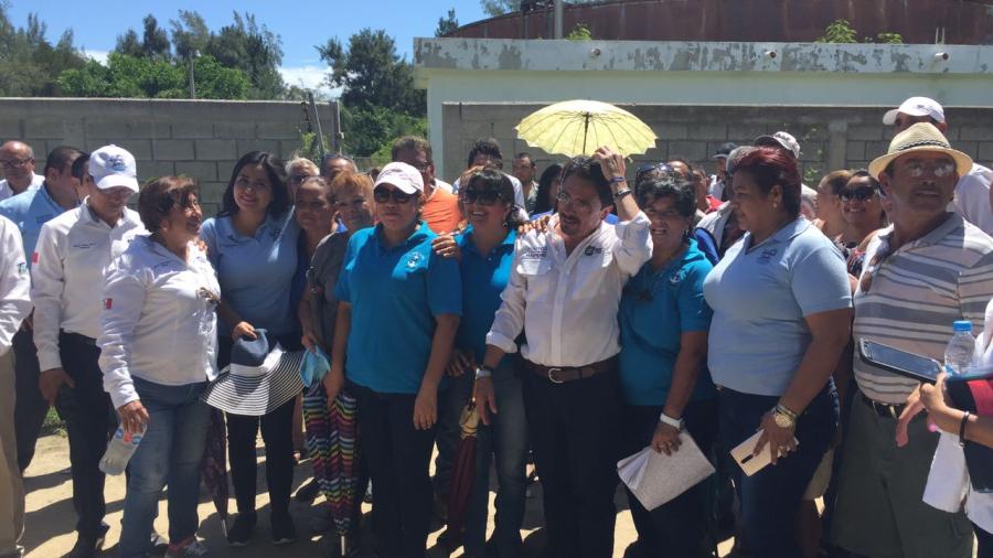 Cerrarán pasó a pipas que le fletean a Pemex