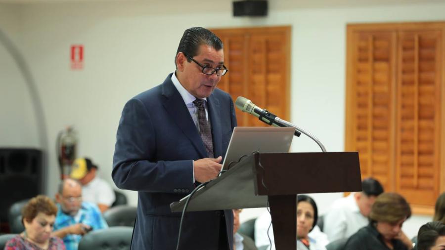 Presenta secretario de obras públicas avance de proyectos el la ciudad 