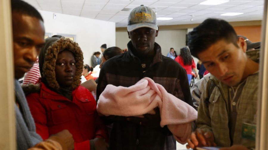 Continúa crisis humanitaria por 7 mil haitianos en BC