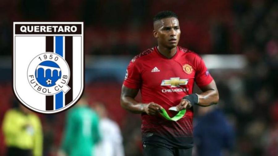 Antonio Valencia llegó a México para fichar por el Querétaro
