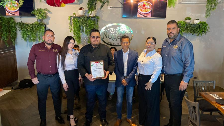 Premian a ganadores de Siempre con la Patria 