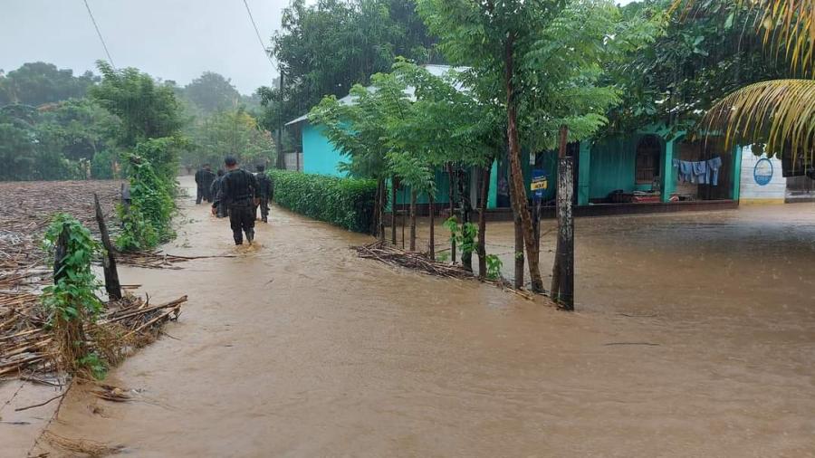 Por intensas lluvias Guatemala registra ya 16 muertes 