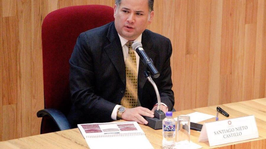 Despido de Nieto, determinaci&oacute;n t&eacute;cnica y no pol&iacute;tica: Alberto El&iacute;as