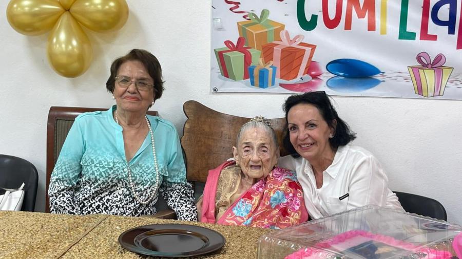 Celebró Melita 100 años de vida