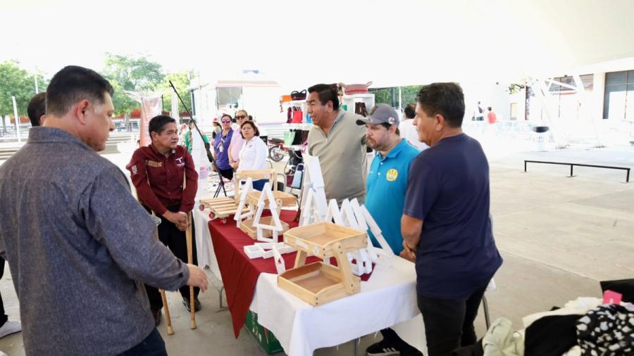 Concluye con éxito la Jornada de Inclusión Masiva con una nueva edición del tradicional Mercado Navideño