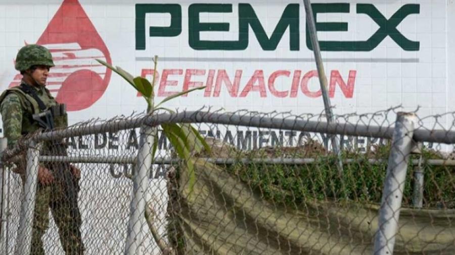 Marina vigila 11 instalaciones de Pemex
