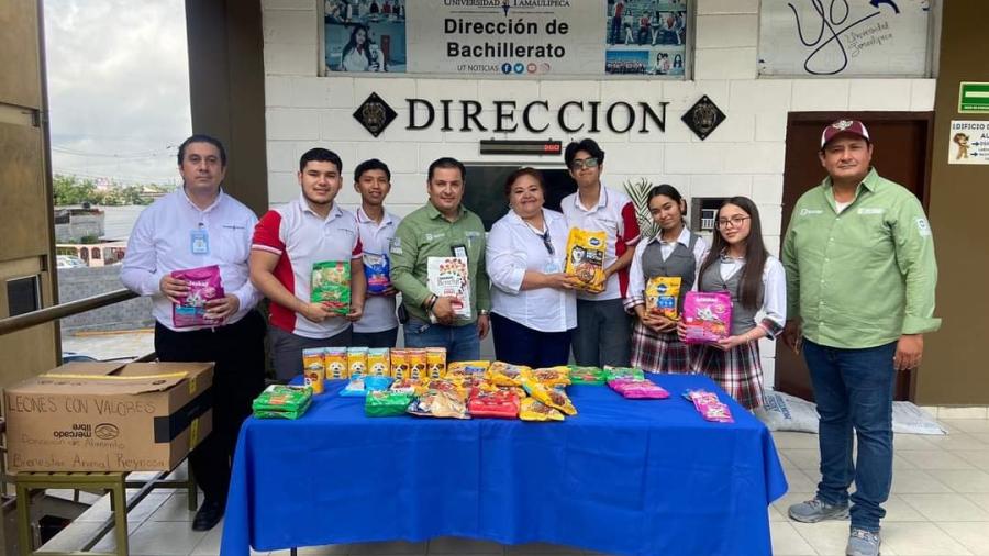 Se suman estudiantes al proyecto del Alcalde Carlos Peña Ortiz para cuidado animal