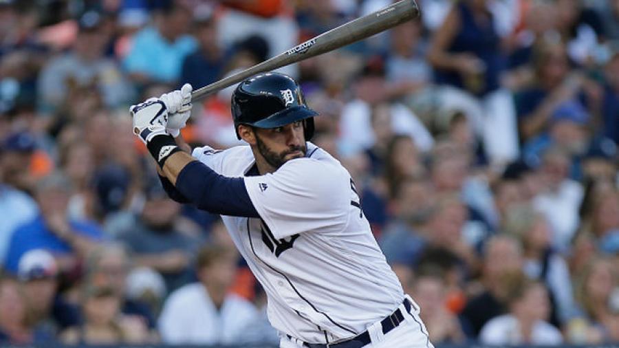 JD Martínez firma acuerdo millonario con Red Sox