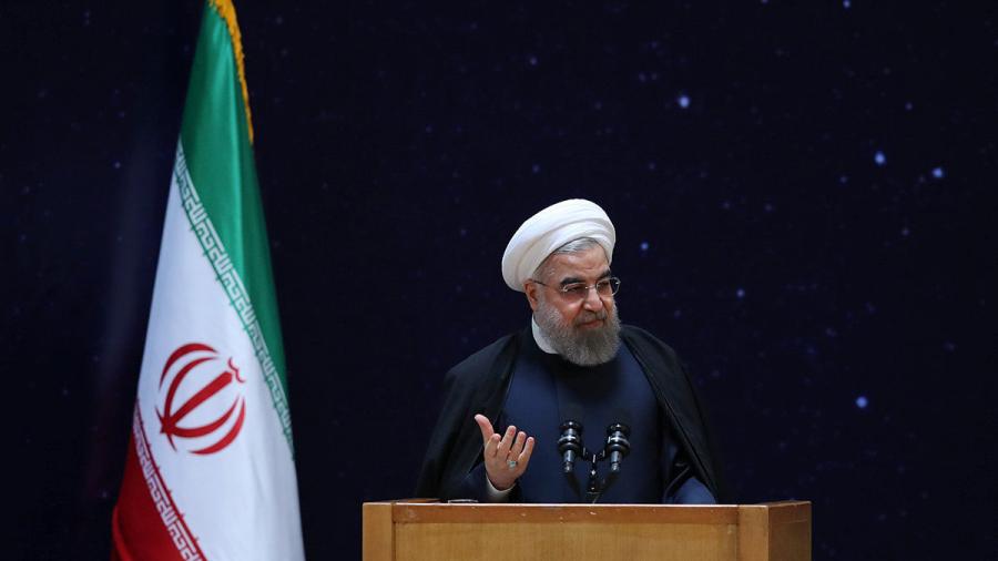 Presidente iraní llama a Trump novato político 