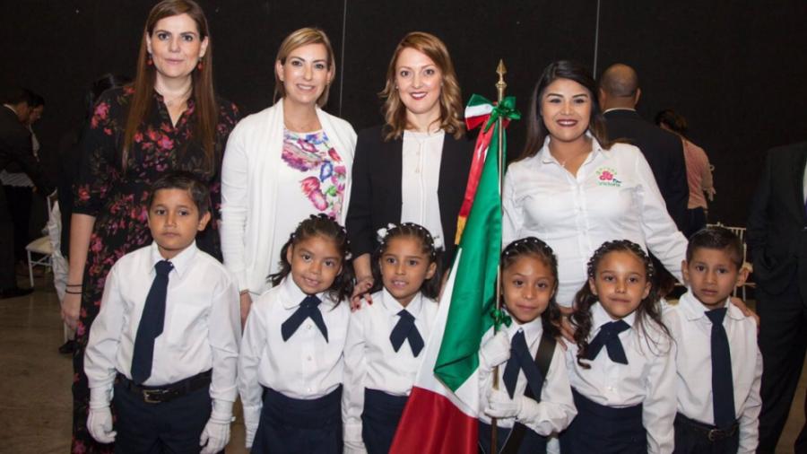 Atestigua DIF Tamaulipas abanderamiento de escoltas del CAIC