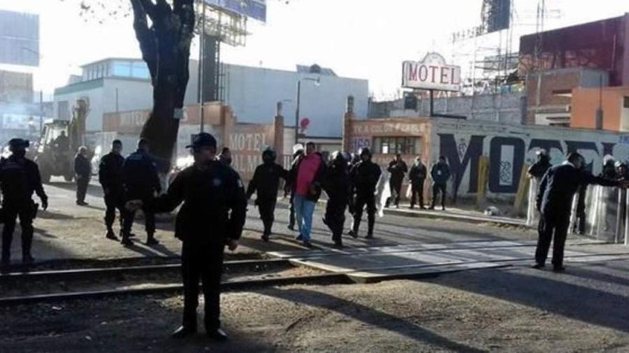 PGR investiga a 30 personas por bloqueos en Michoacán