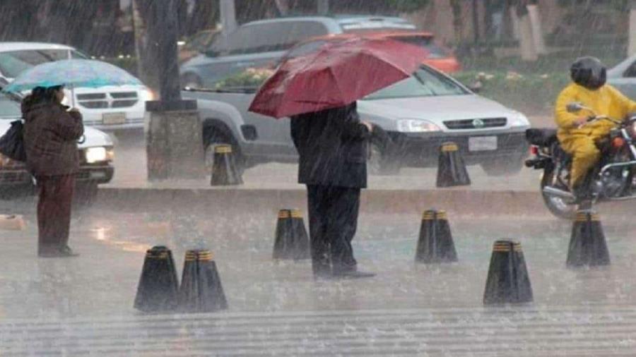 Prevén lluvias con actividad eléctrica en Nuevo León