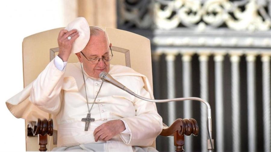 Papa Francisco sorprendido por reacción de jovenes tras sismo
