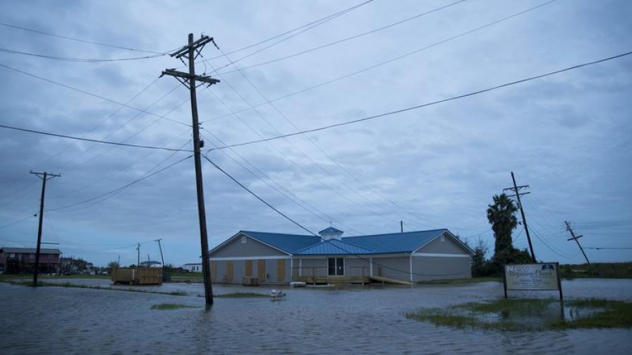 Al menos 4 muertes tras paso de “Laura” en Louisiana
