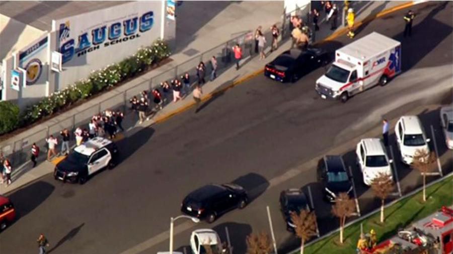 1 muerto y 5 heridos, saldo de tiroteo en California; el agresor murió