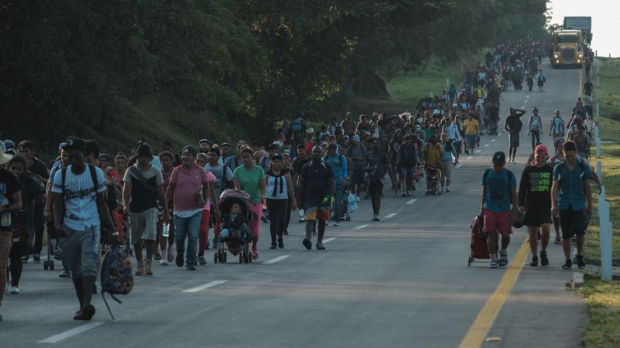 Intentaron pasar de contrabando a dos migrantes en ataúd en frontera México-EEUU