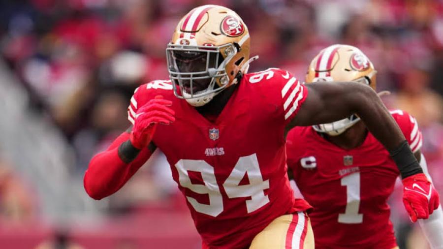 Charles Omenihu, de los 49ers, jugará apesar de acusación por violencia doméstica 