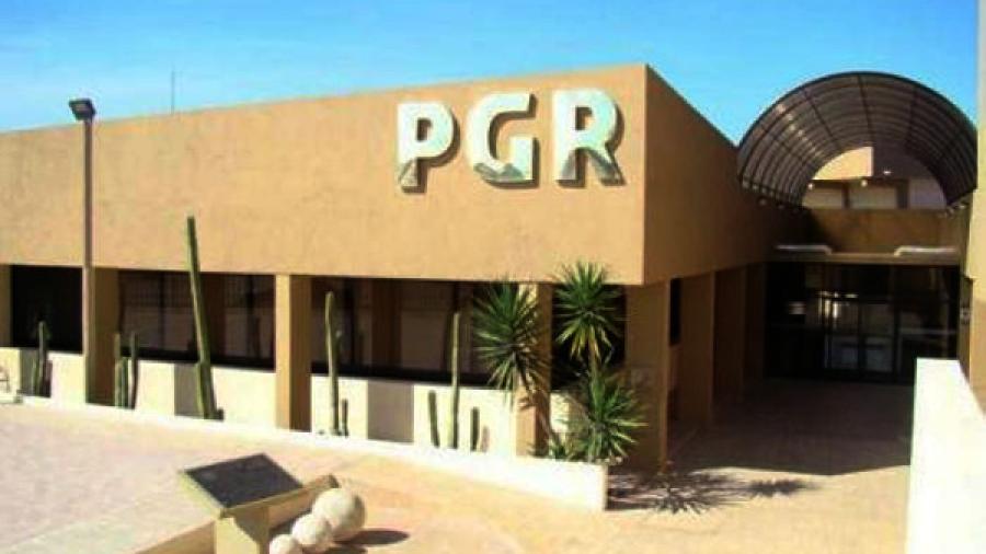 A disposición de PGR Tamaulipas diverso narcótico y numerario