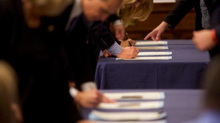 Colegio electoral votará este lunes para certificar a Biden como presidente de EU 