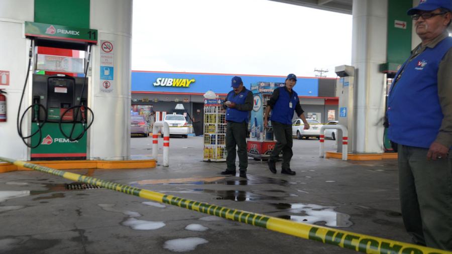 Bloqueos en Mexicali causan 'niveles críticos' de abasto de gasolina: Pemex
