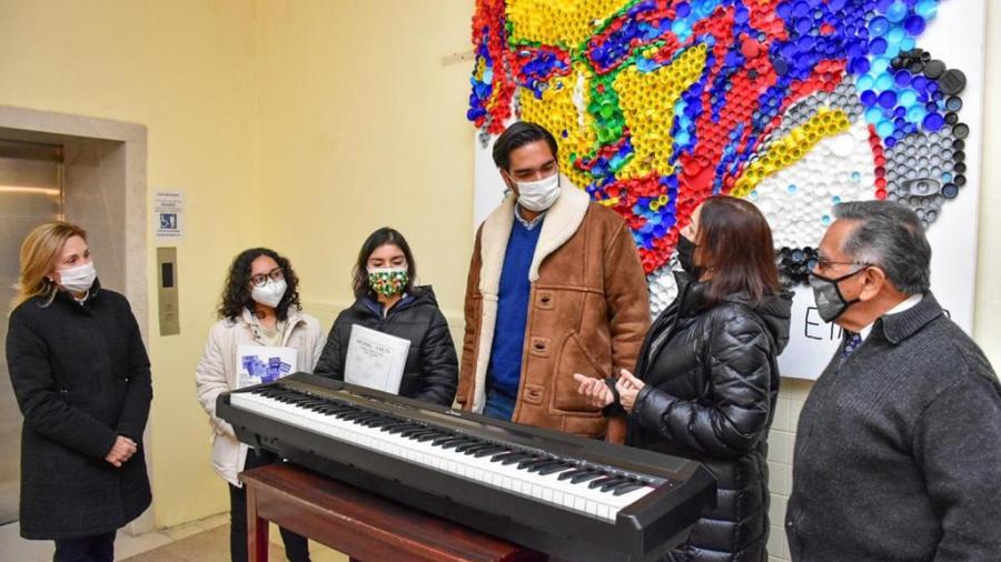 DIF Reynosa  realizó donación a la Casa de la Cultura