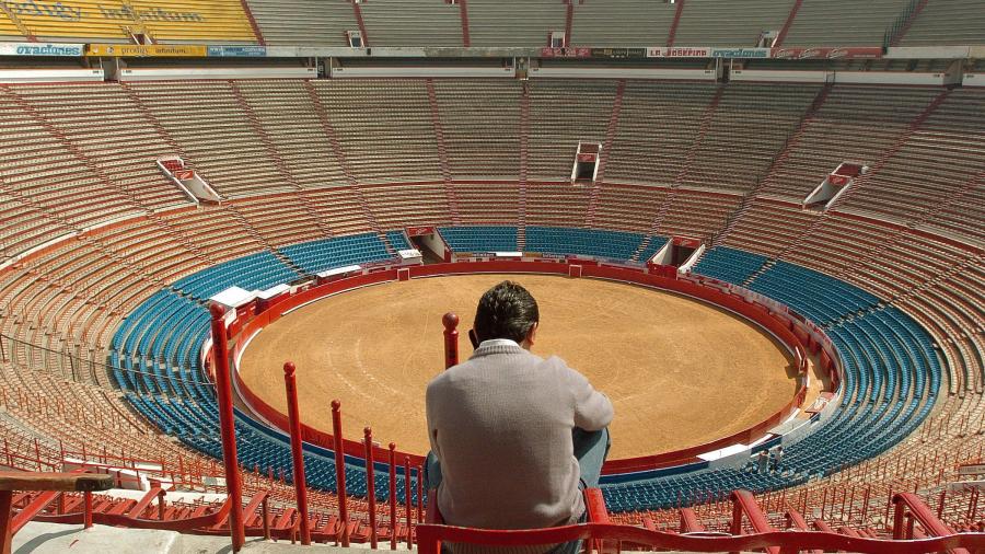 Juzgado logra suspender corridas de toros en la Plaza México 