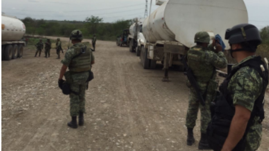 Ejercito asegura 67 mil 150 litros de hidrocarburo 