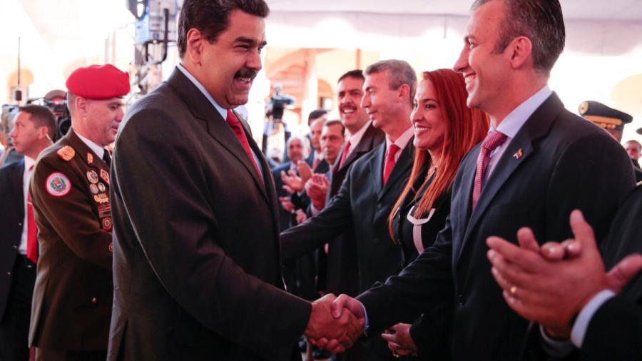 Nombra Maduro a nuevo vicepresidente, podría ser su relevo si fuera revocado