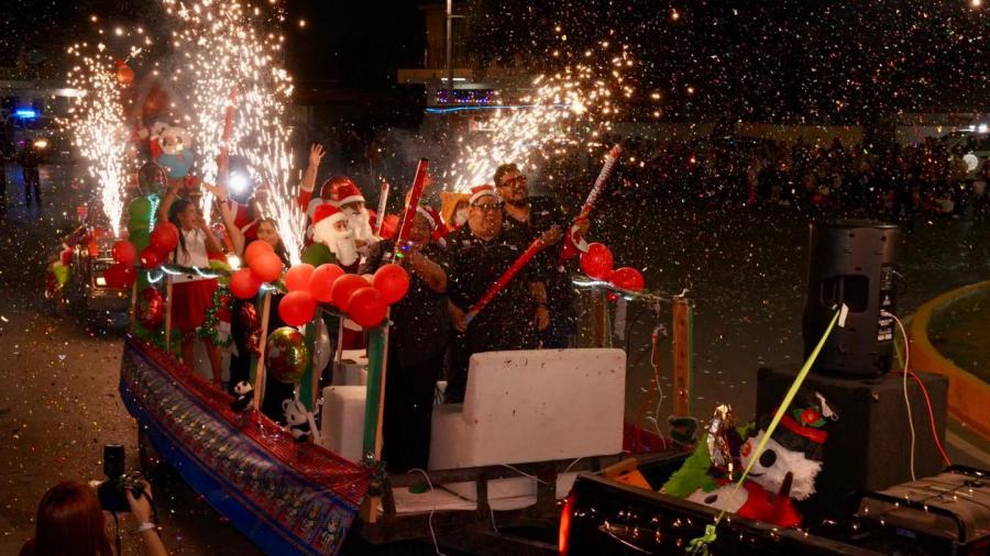 Invitan a disfrutar el tradicional desfile navideño del 13 de diciembre en Nuevo Laredo