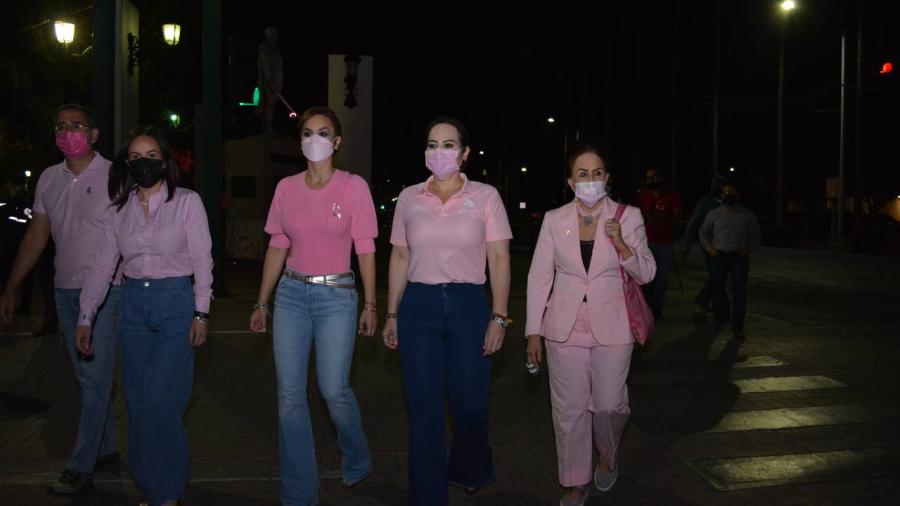 Promueve Semana Rosa la detección oportuna del cáncer de mama