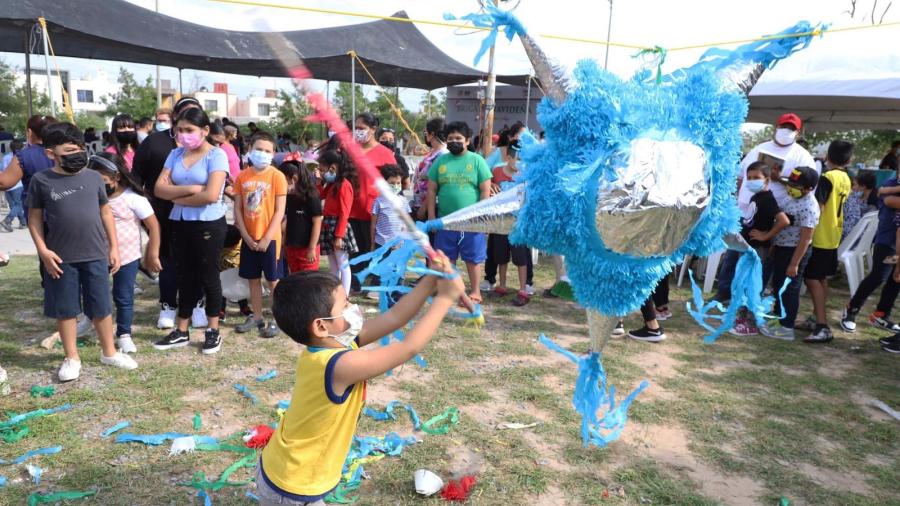 Lleva DIF Reynosa Brigada Navideña a la colonia Villa Florida